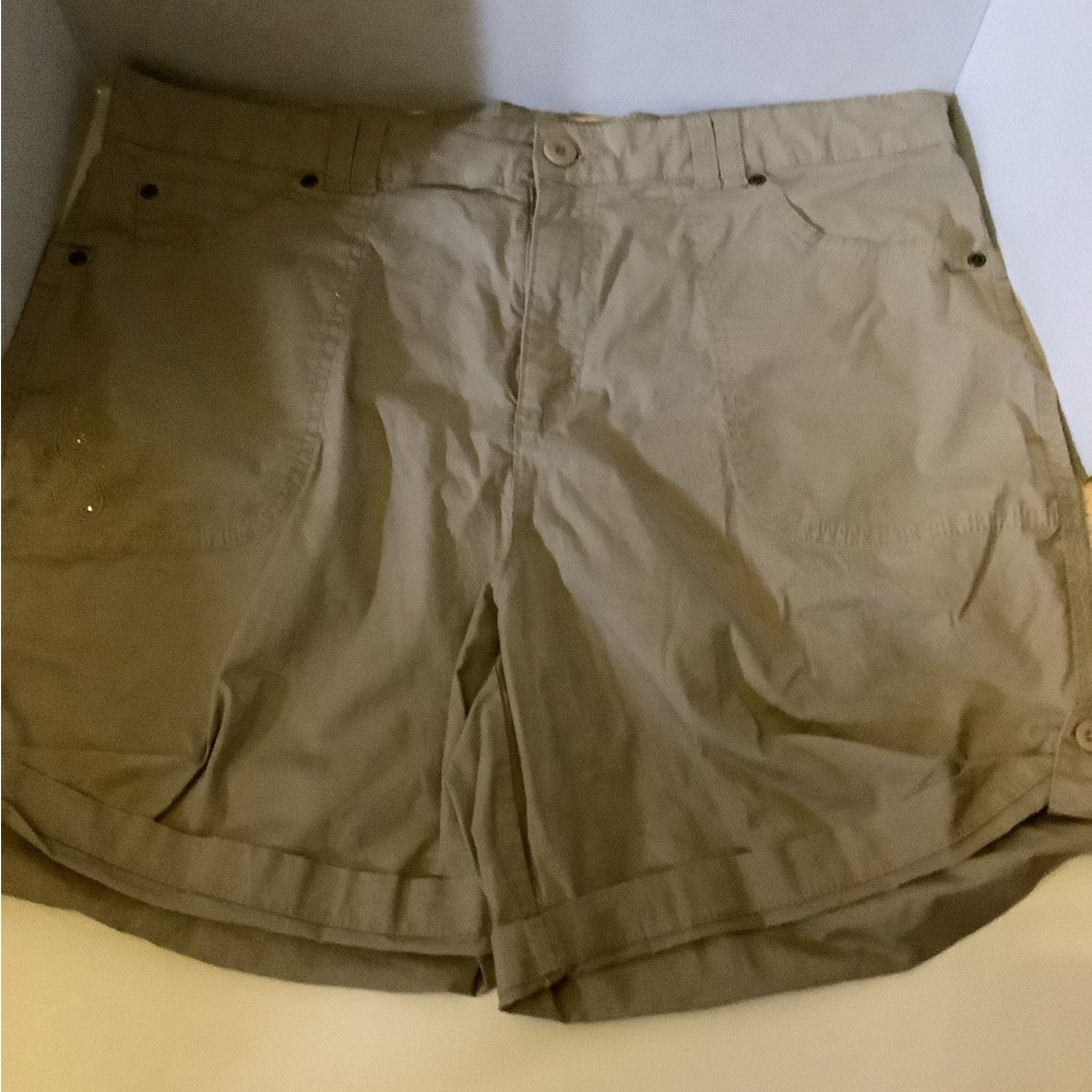 Adia Women's Tan Cargo Shorts